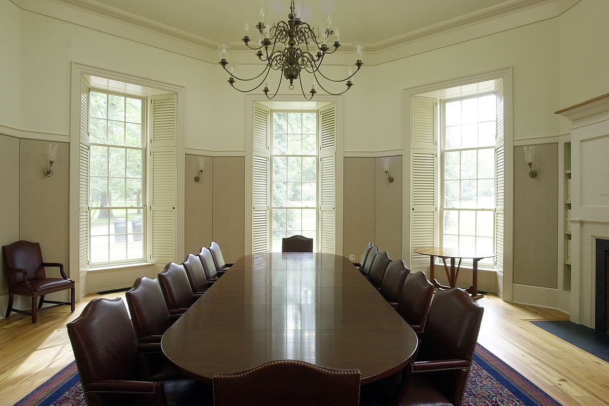 Picture of large room in Hyde Hall