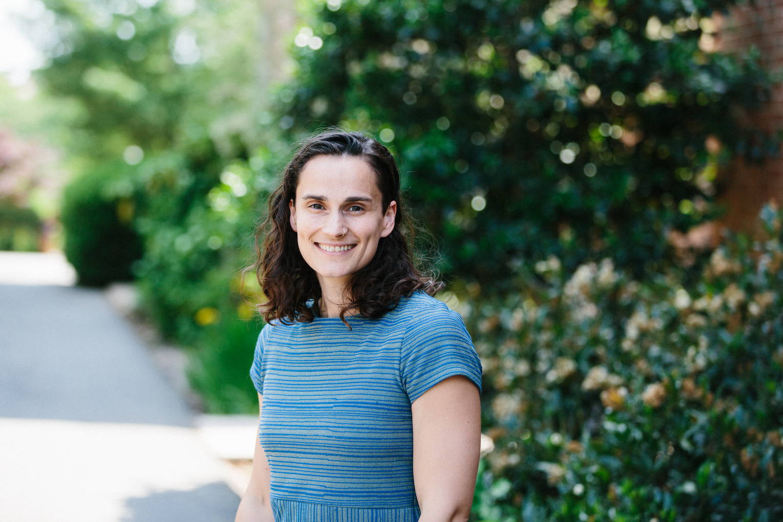 Marisa Marraccini smiling for a photograph